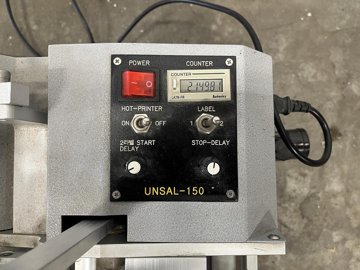 Used Tabletop Bottle Labeller