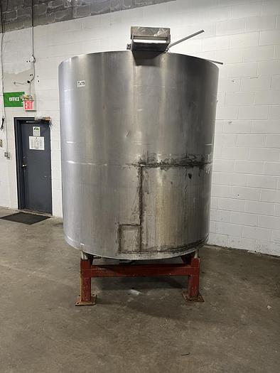 Used 1,000 Gallon SS Tank