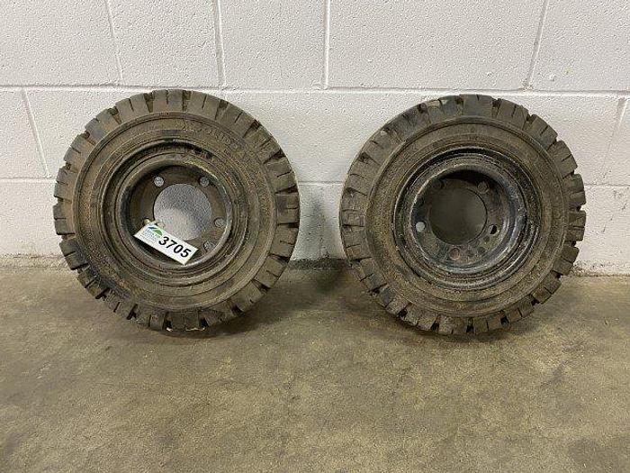 NEW Solideal Xtreme RES Forklift Tires (2)