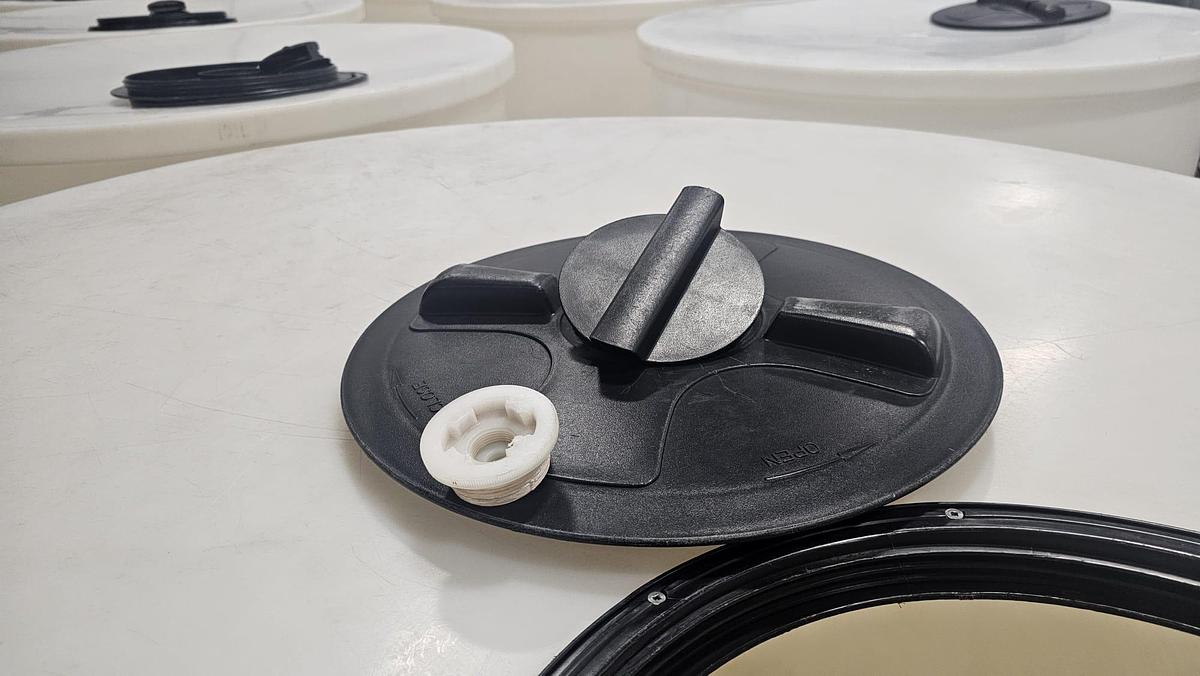 Used 1600 Litre Tote