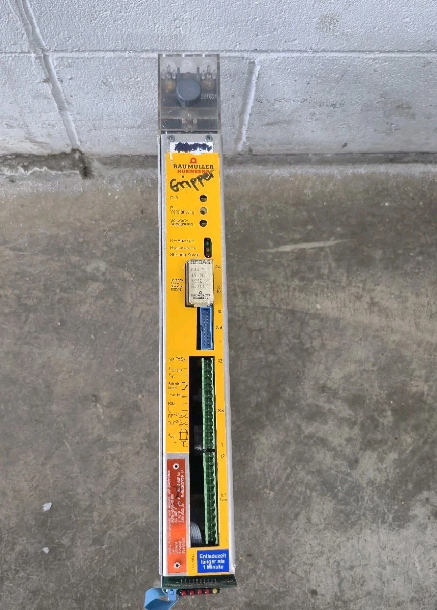 Used Baumüller BUS 21-15/30-30-001 Servo Drive