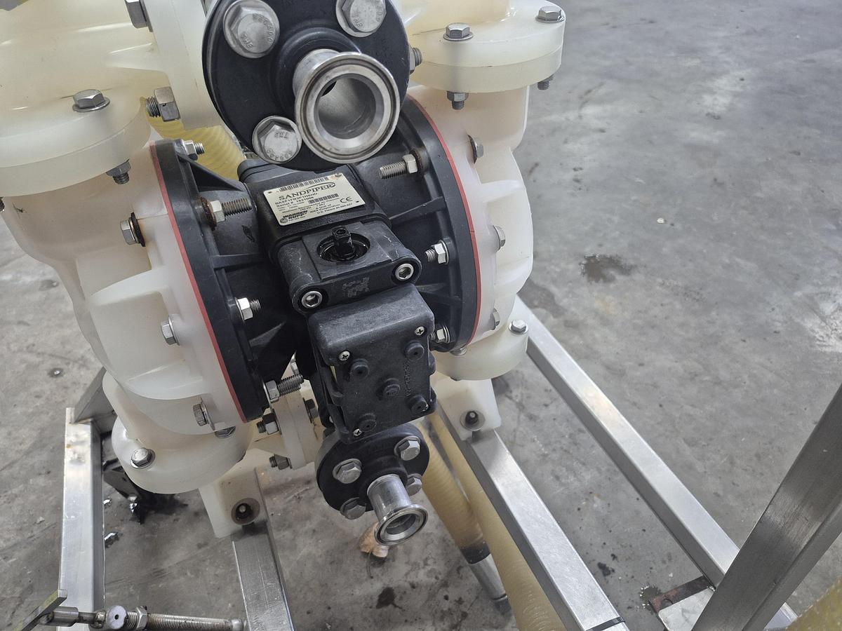 Used Sandpiper Air-Powered Double Diaphragm Pump