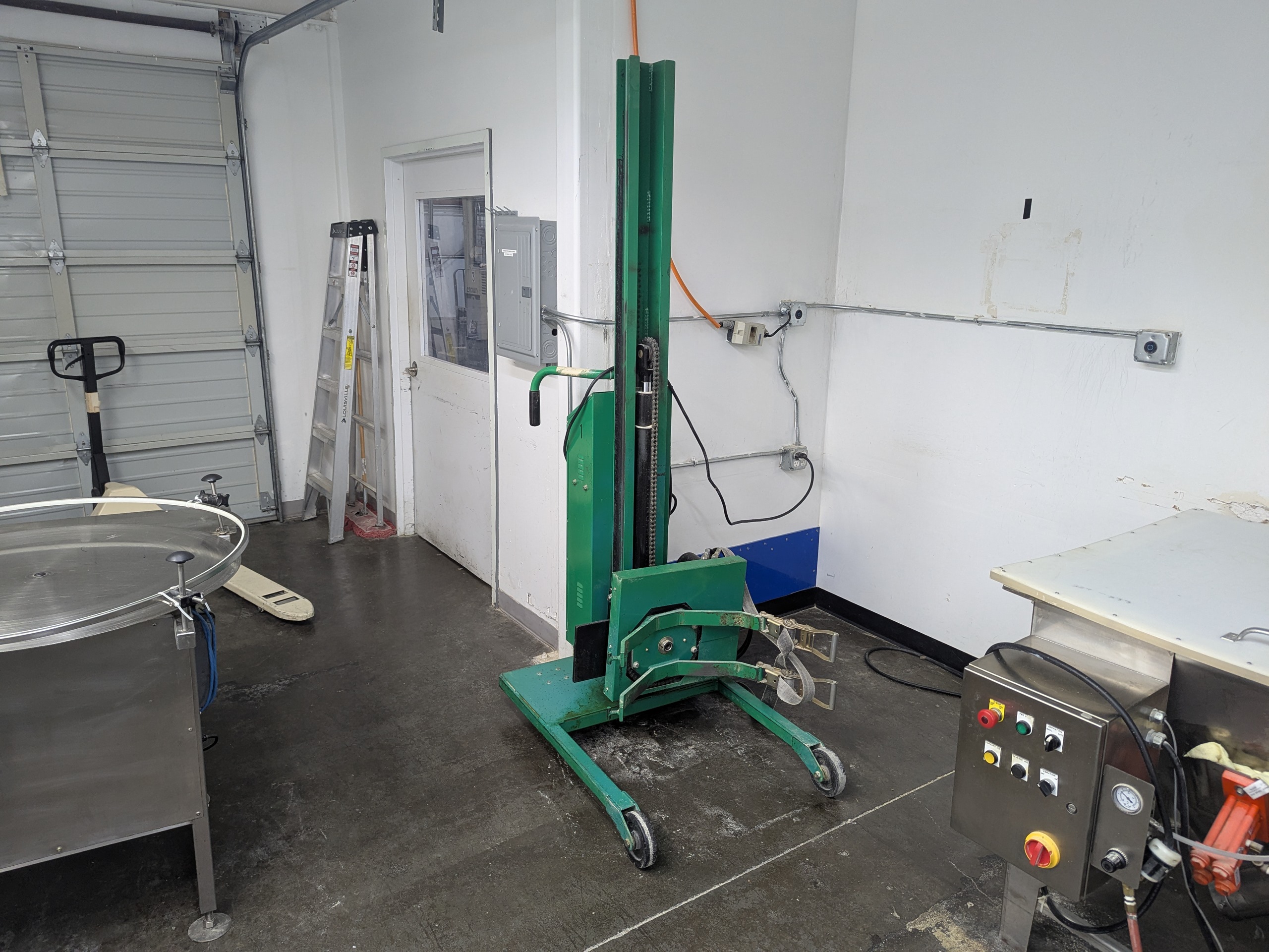 Used Bin Lift and Tipper (3 Available)