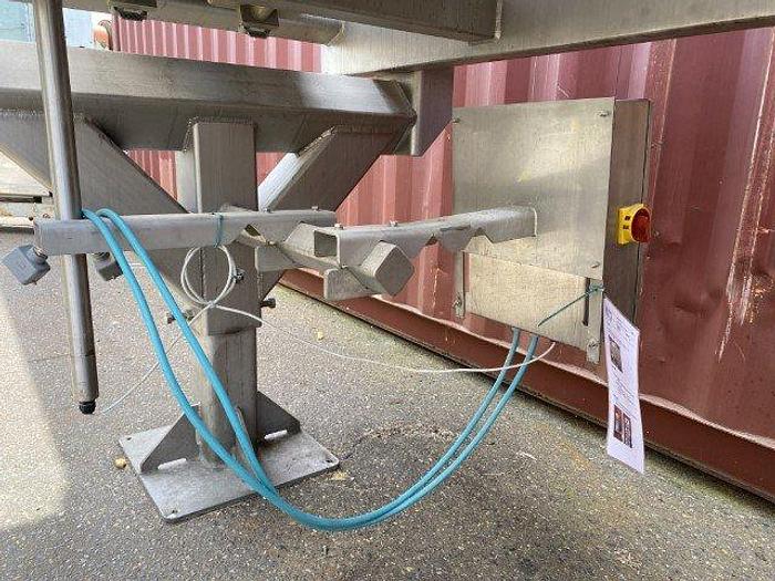 Used tna roflo-VM3 Vibratory Distribution Conveyor