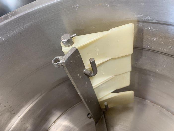 Used Savage 1434-40 Chocolate Processing Tank