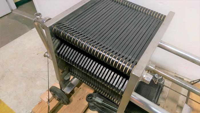 Used Spadoni 400 x 400 Filter Press