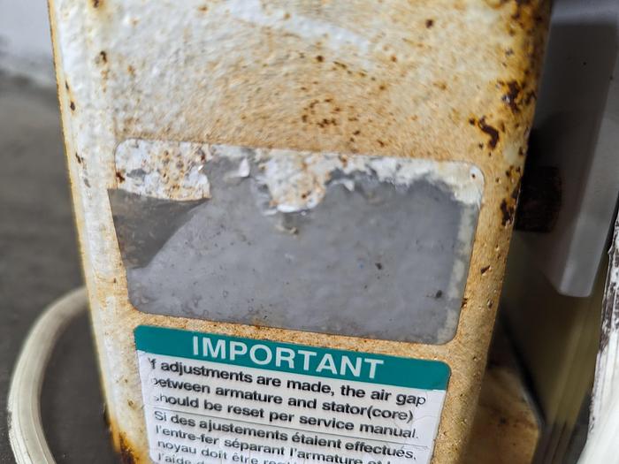 Used Syntron FT01A Magnetic Vibratory Feeder