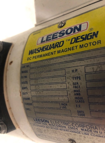 Used Lakewood CS1 Volumetric Clamshell Filler