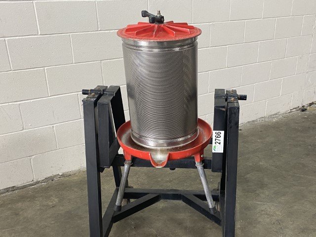 Used Bladder Press - 40 Litre