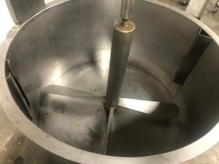 Used RYCO 200 Gallon Roe Agitator Tank