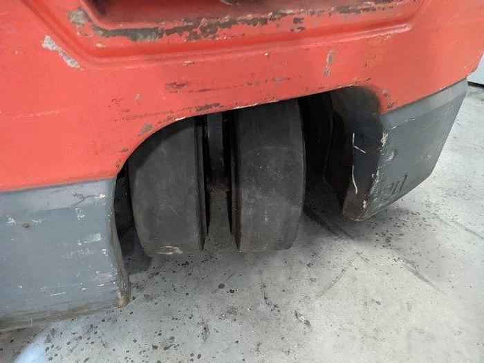 Used Toyota 7BEU20 Electric Forklift