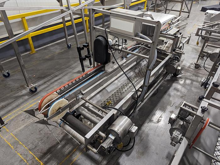 Used Lakewood Volumetric Clamshell Filler