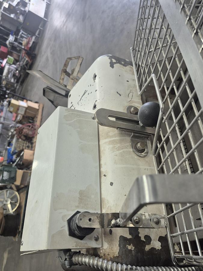 Used Oliver 797-G Slicer & Bloemhof Air Bagger
