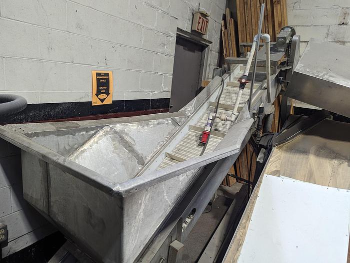 Used Incline Conveyor with Dump Station
