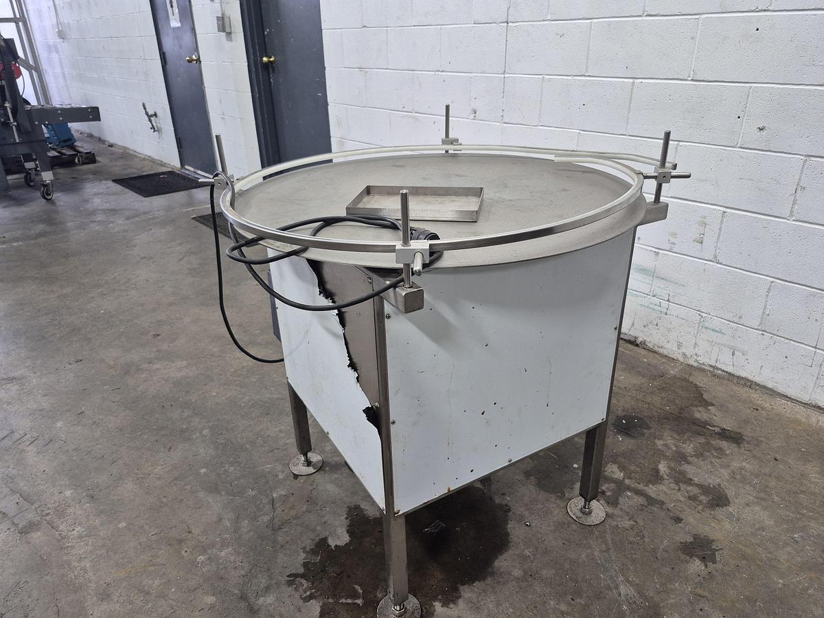Used 35" Accumulation Table