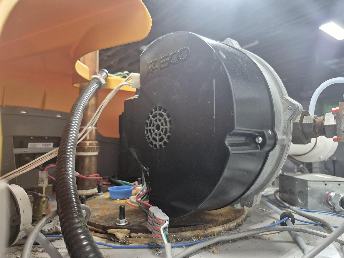 Used A.O. Smith Cyclone MXi Gas Water Heater