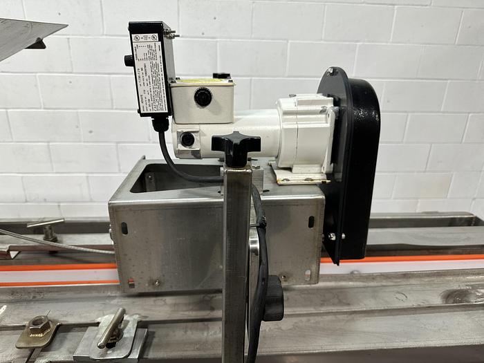 Used Lakewood Custom Clamshell Filler