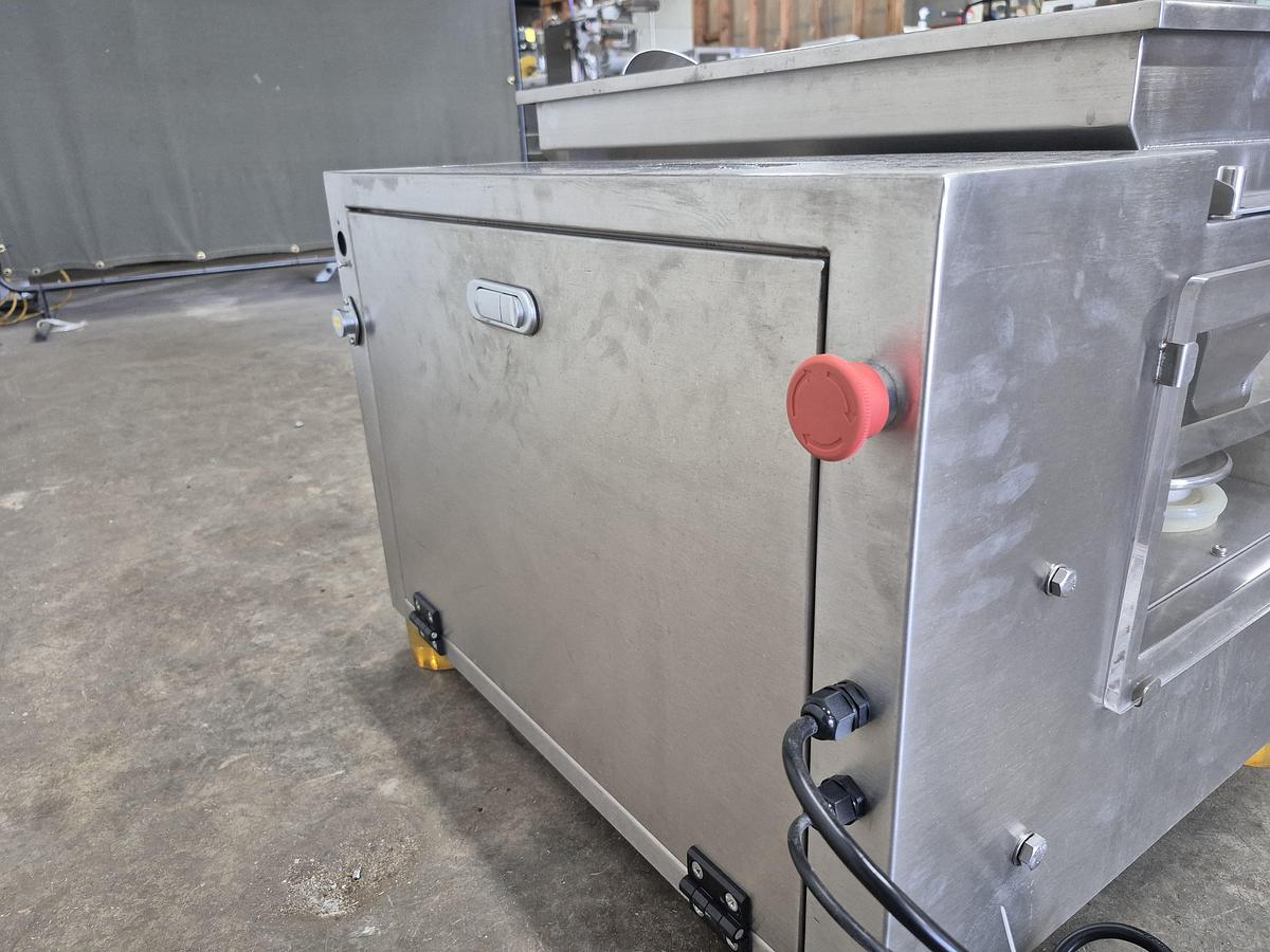 Used 4-Lane Linear Bucket Scale