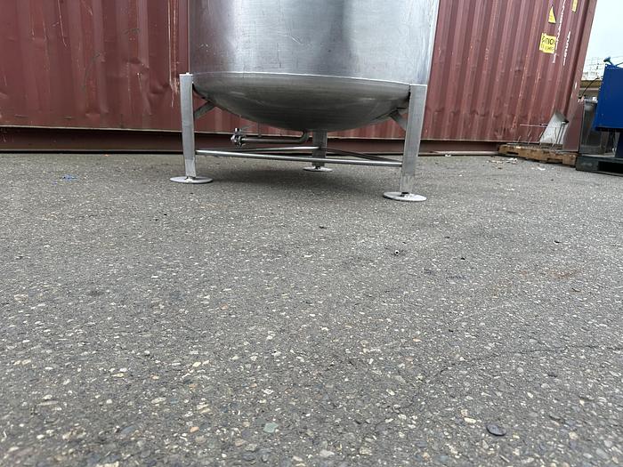 Used 825 Gal. Brite Tank