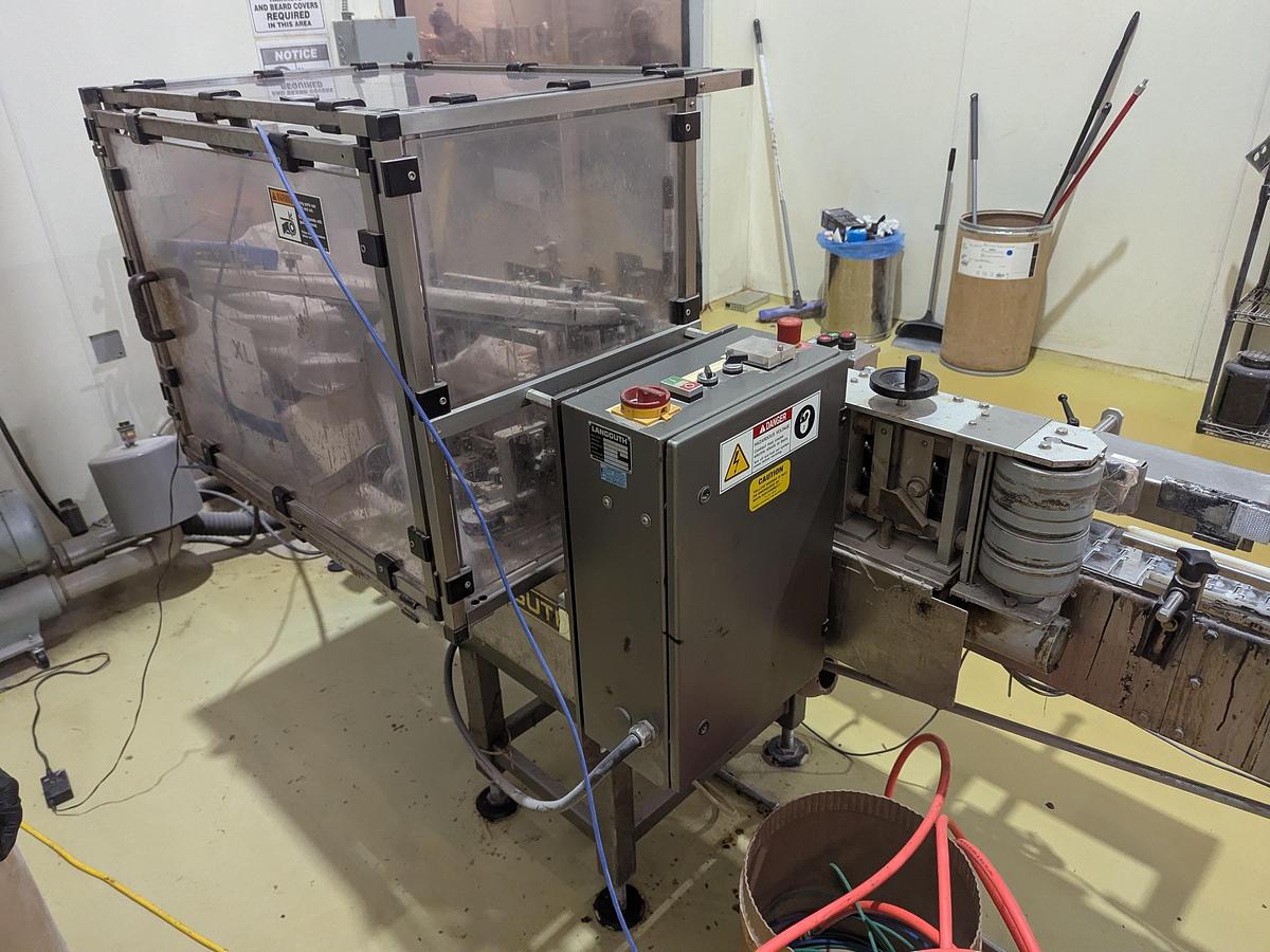 Used Langguth Cold Glue Labeller with Conveyor