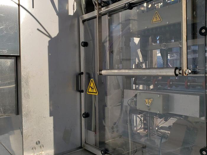 Used Winpak W-12 Liquid VFFS