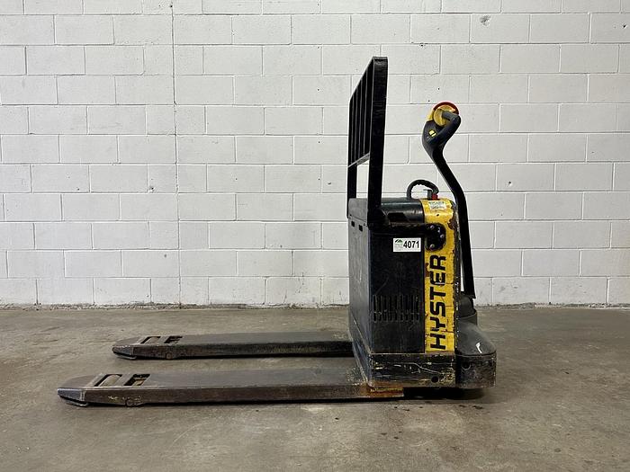 Used Hyster W40Z Low Lift Pallet Truck