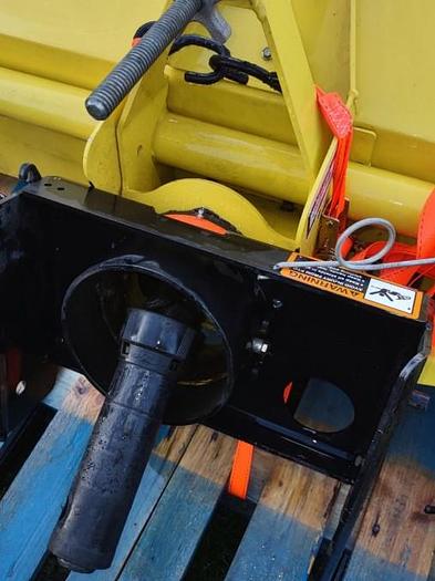 Used John Deere 1023E Tractor w/ Attachments