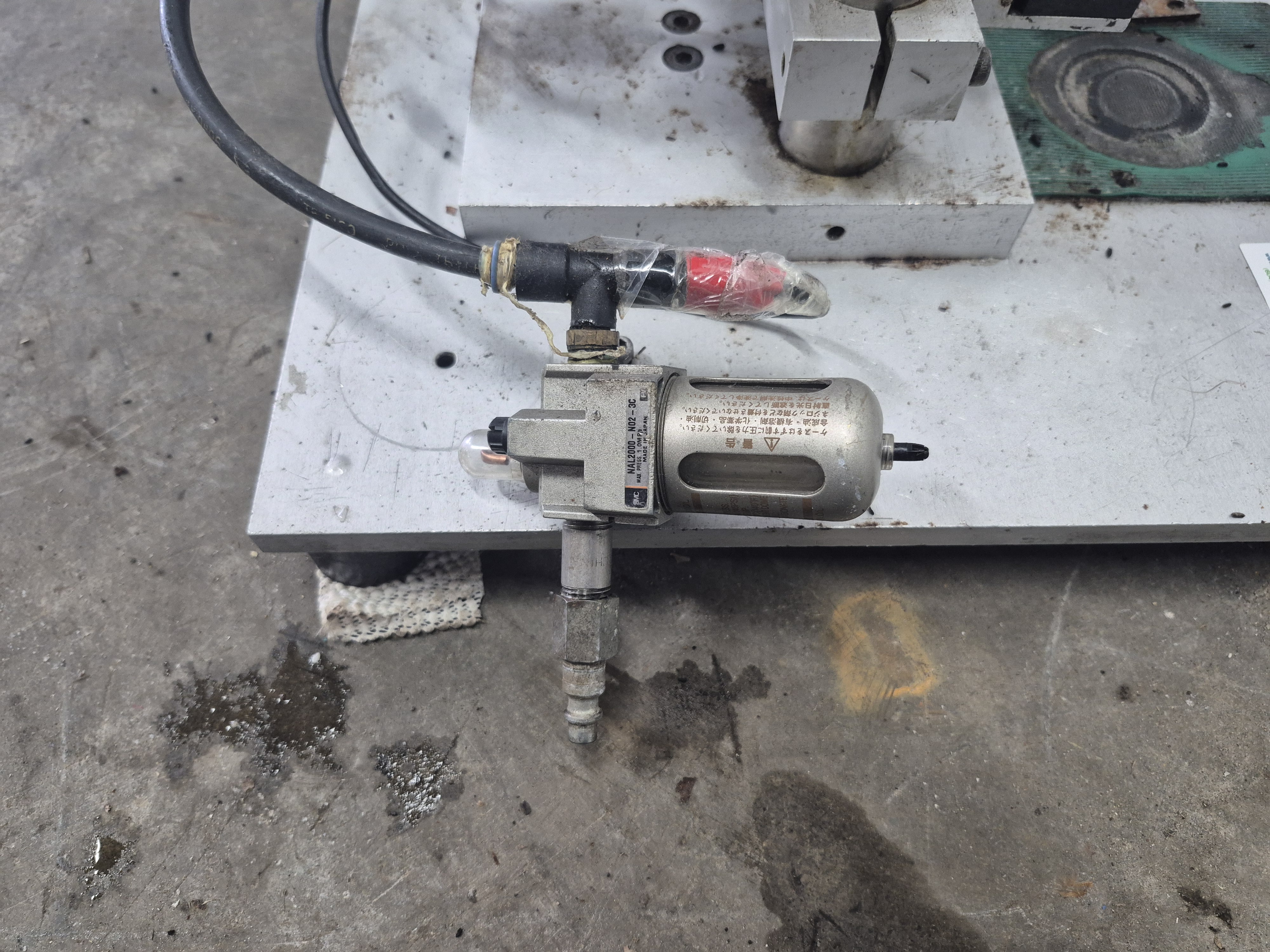 Used Asset Capper Machine