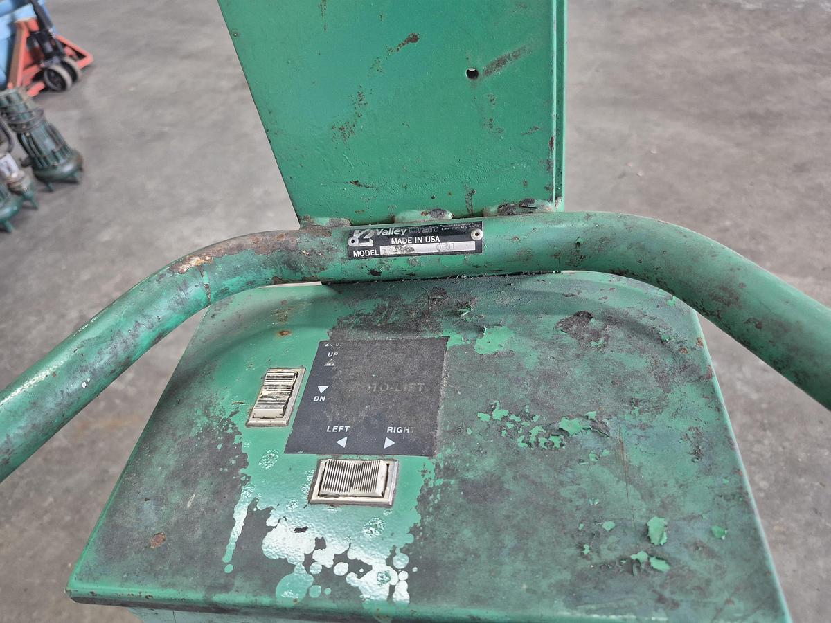Used Valley Craft 866B Roto-Lift Drum Handler