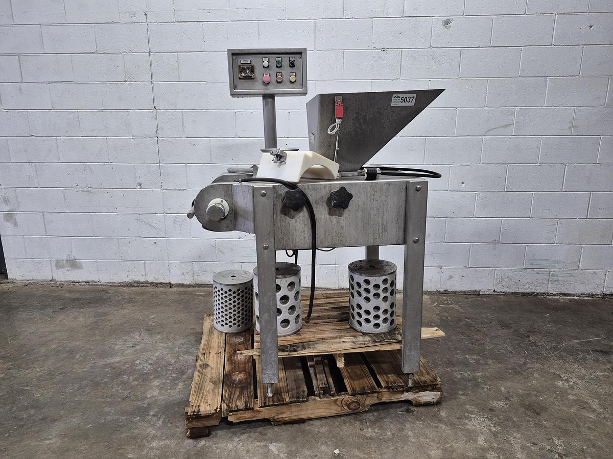 Used Cheese Molder