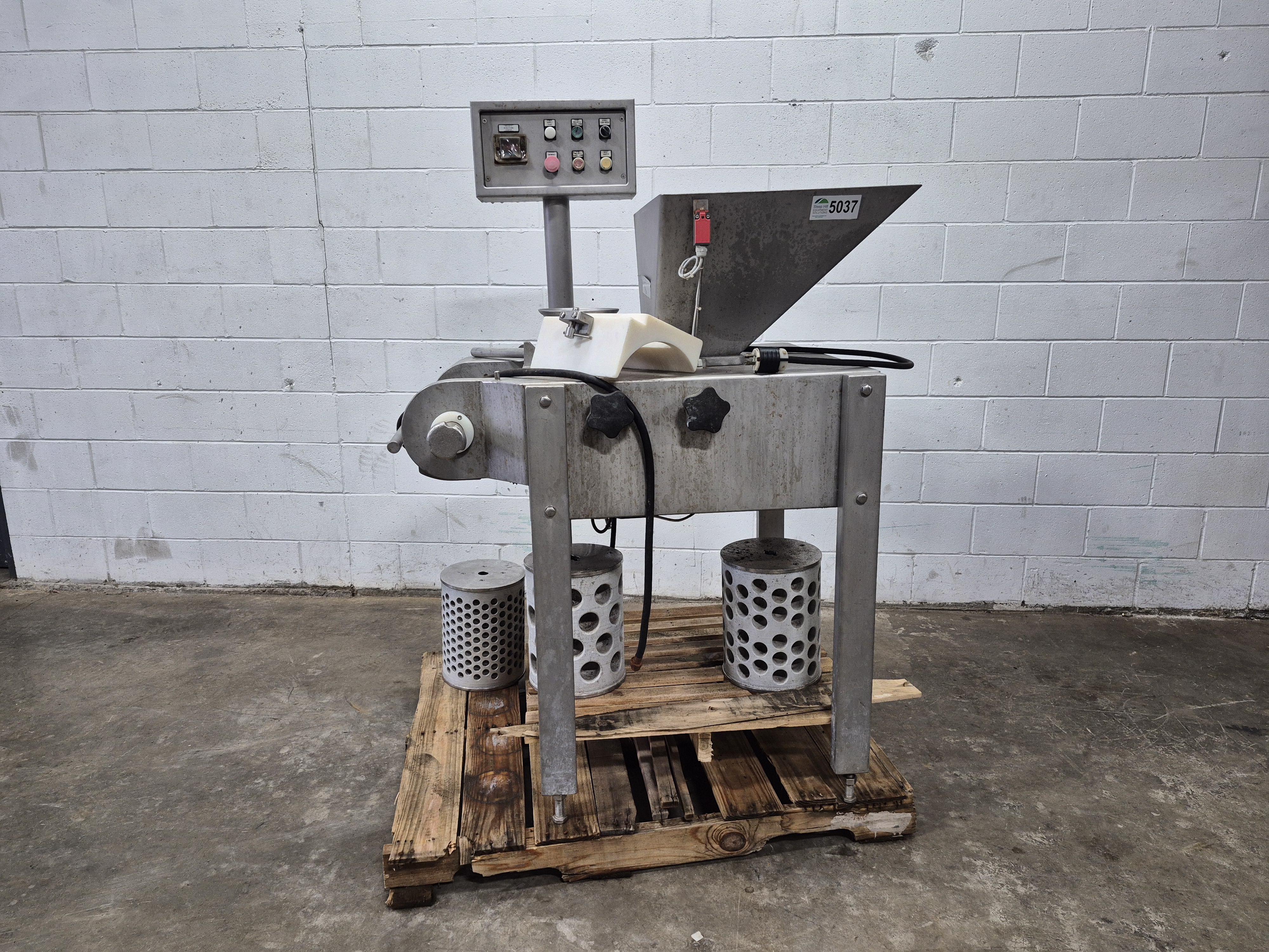 Used Cheese Molder