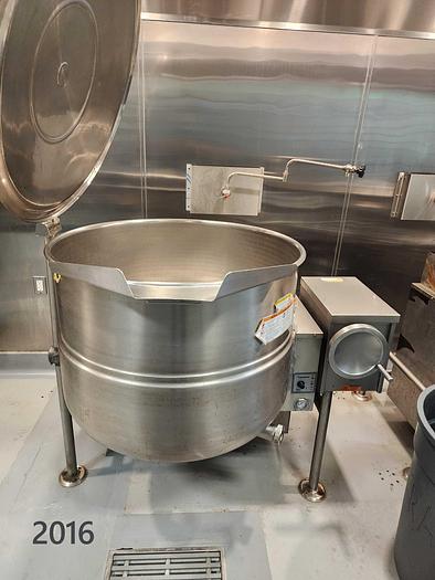 Used Cleveland KGL-80-T Steam-Jacketed Kettles