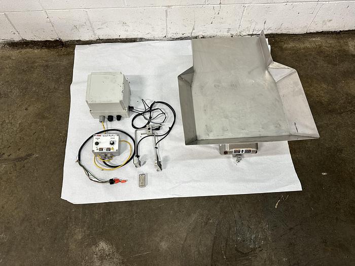 Used Syntron Magnetic Feeder F-O1O-B