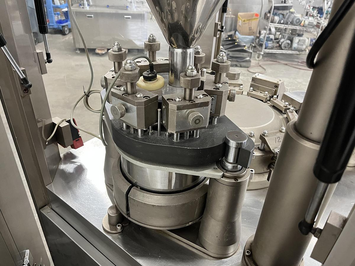 Used Sejong SF-40 Capsule Filler