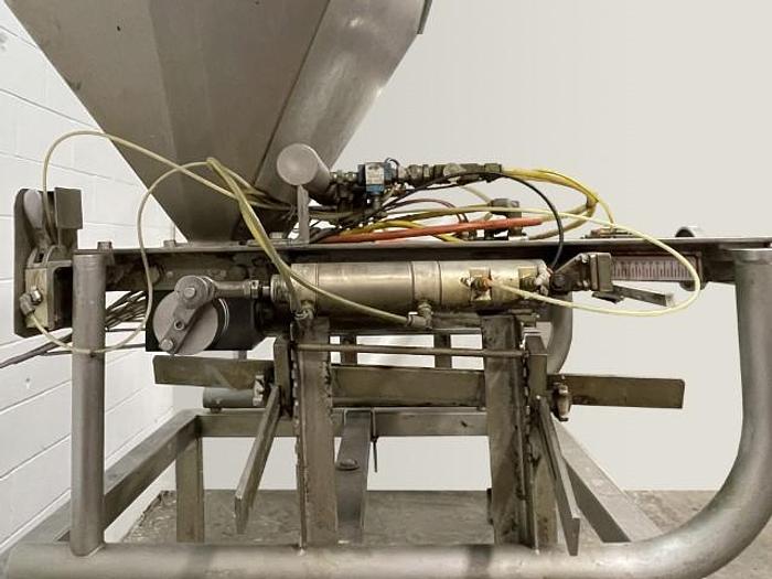 Used Hinds-Bock 5P-08T Muffin Depositor