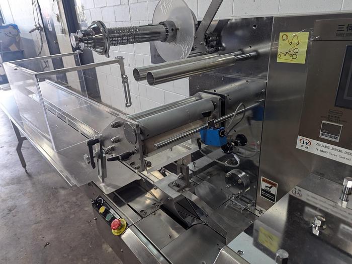 Used Servo Flow Wrapper