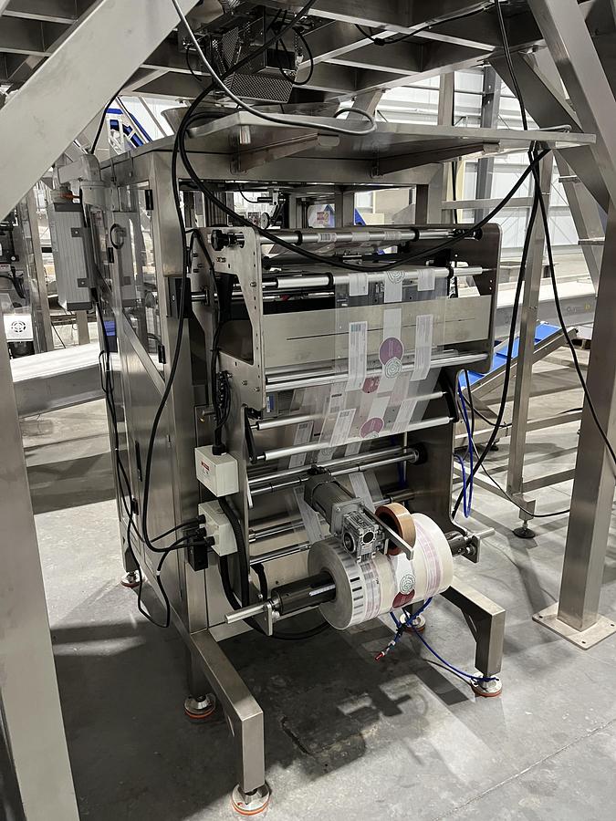 Used Samfull Vertical Form Fill Seal Packaging Machine
