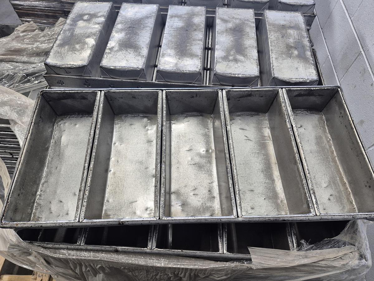 Used Commercial 5-Loaf Bread Pan