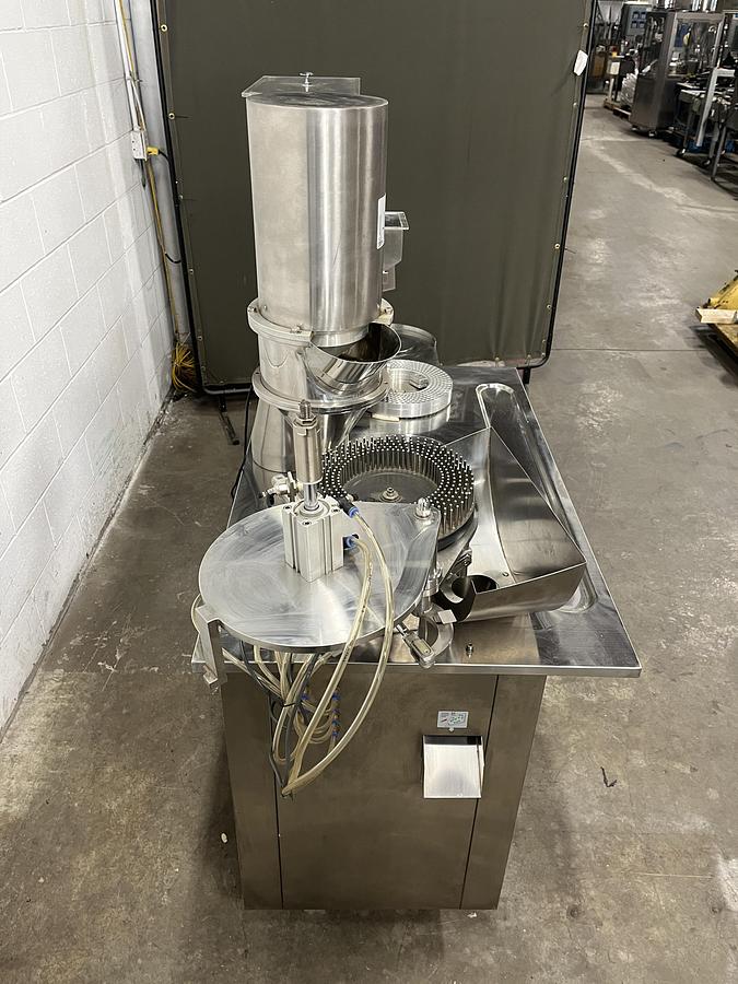 Used Sinoped Capsule Filler