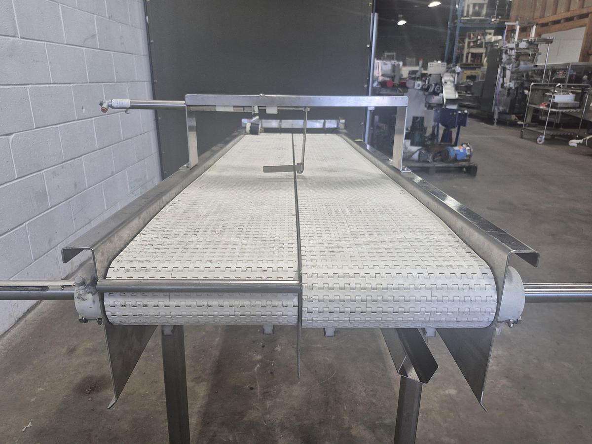 Used 5.10 ft Flat Belt Conveyor 