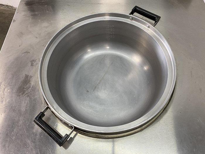 Used Rinnai RER-55AS-N Rice Cooker