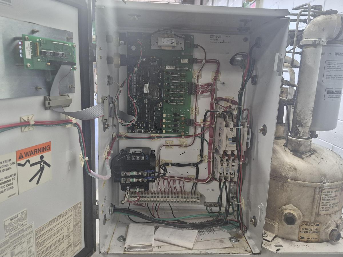 Used Gardner Denver Electra-Saver II Rotary Screw Air Compressor