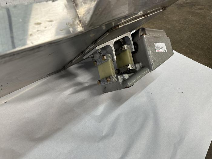 Used Syntron Magnetic Feeder F-O1O-B