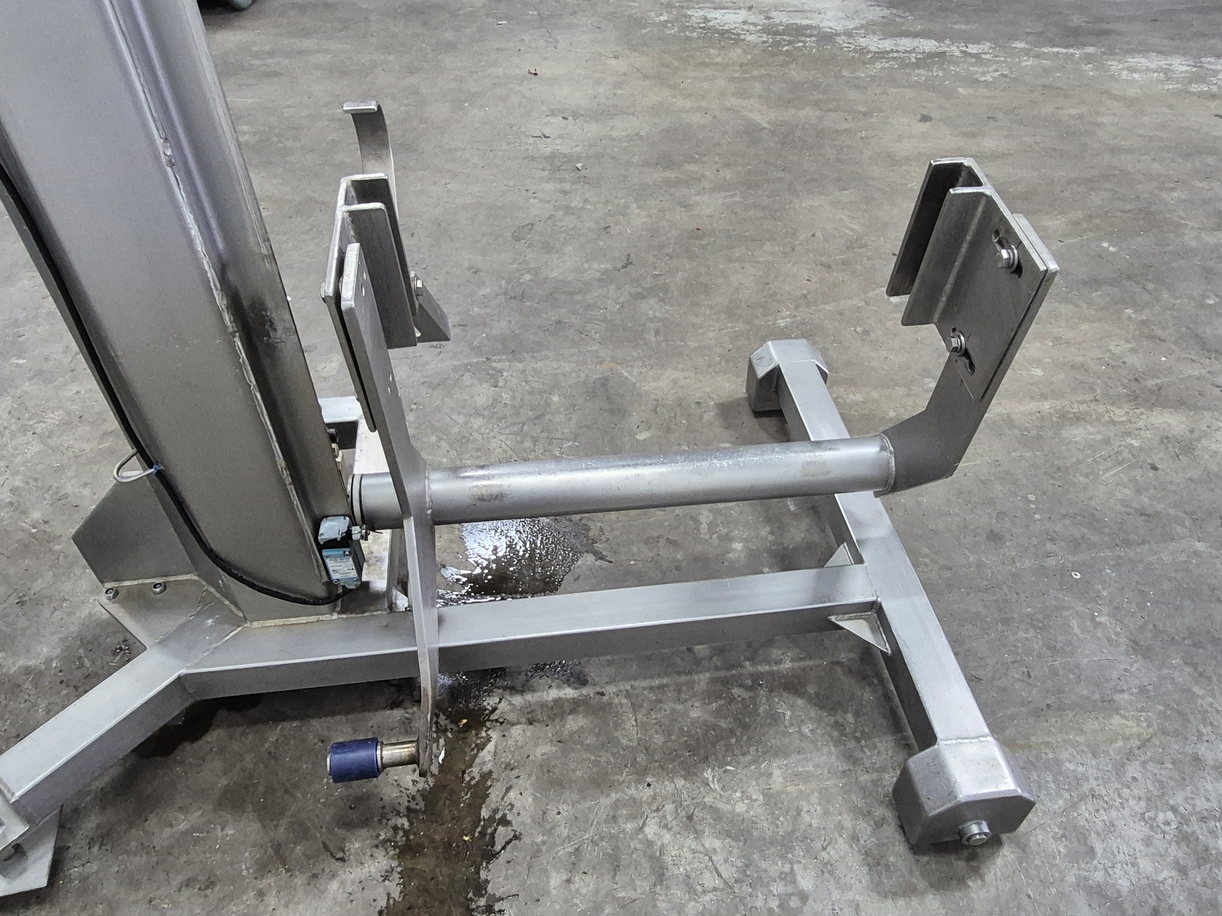 Used FPEC VL8 Bin Dumper