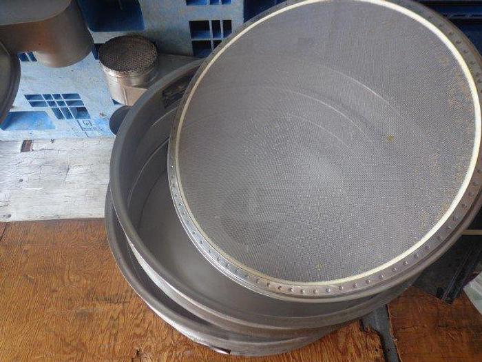 Used Kason SS Vibrating Screen Separator