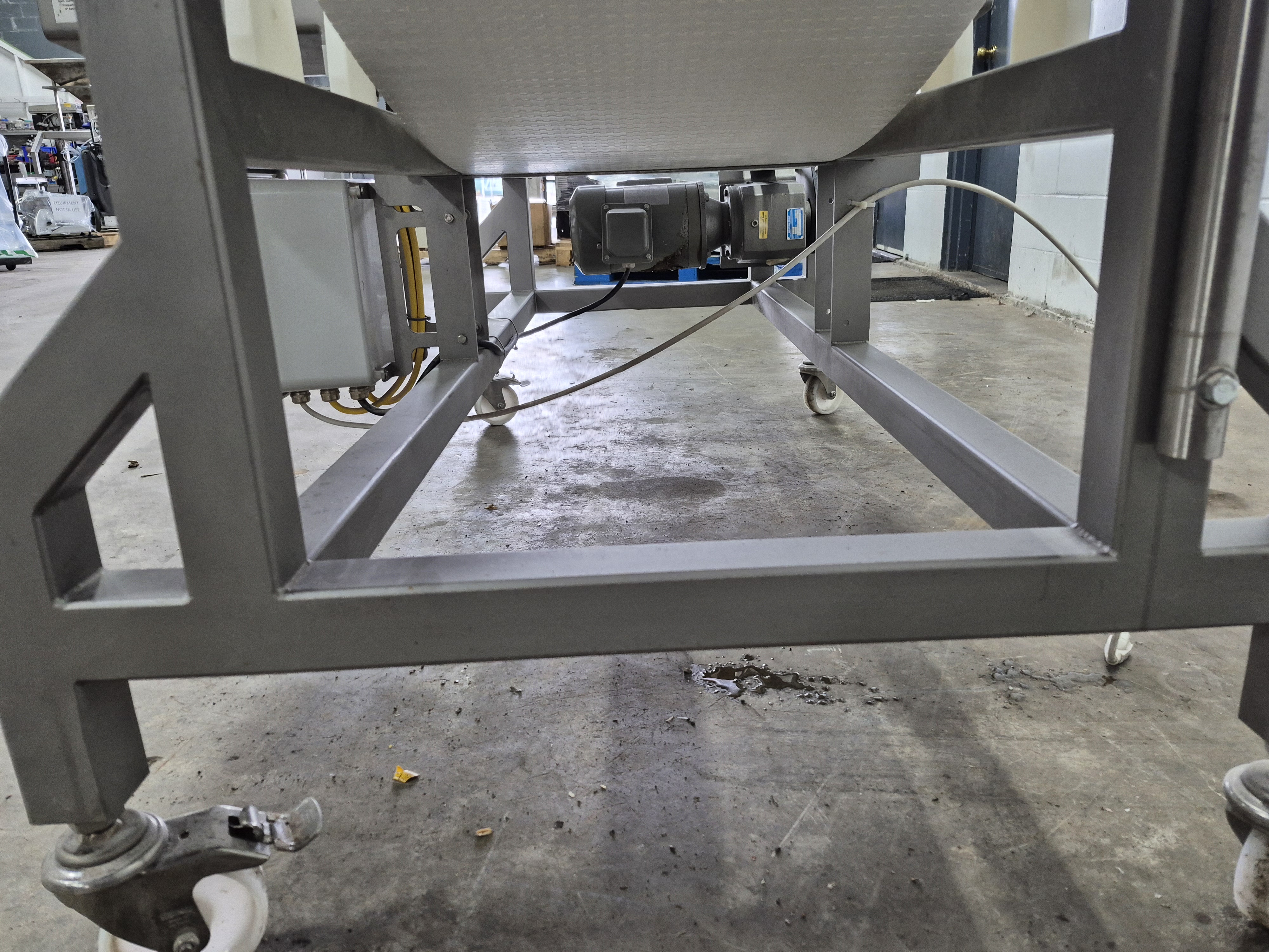 Used Sesotec C-Scan GHF Metal Detector