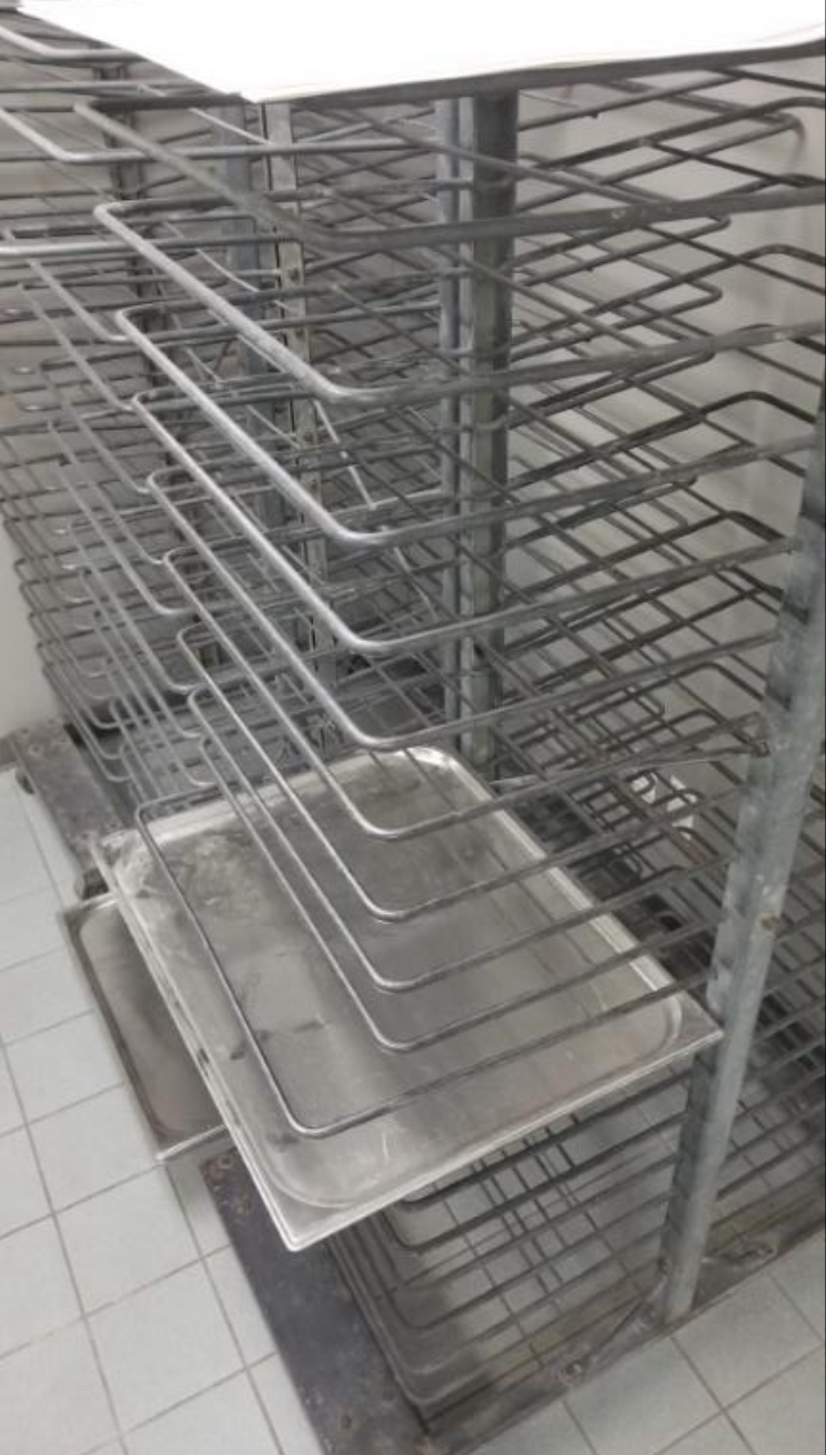 Used Baking Sheet Racking (Includes Baking Sheets) 
