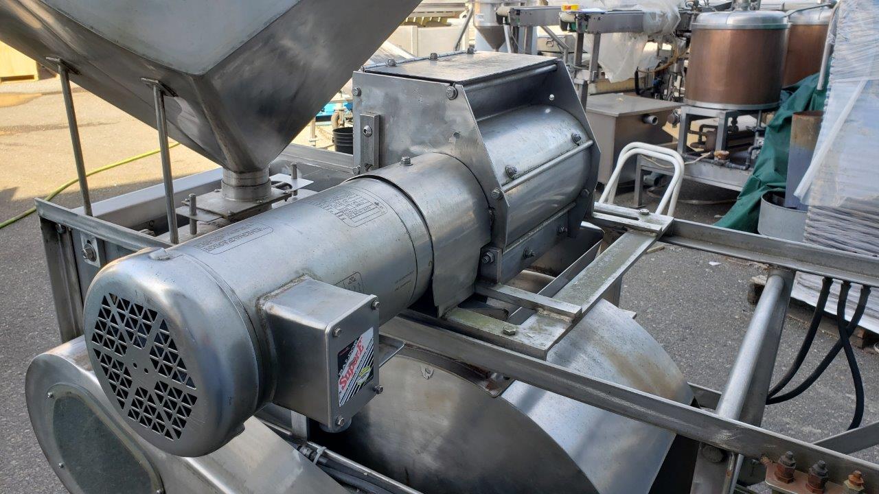 Used ABM McLauchlan 900 SS Berry Slicer