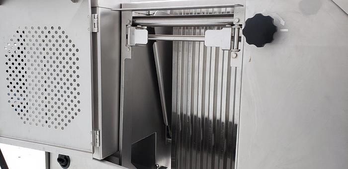 Used Grote 613 VS2 Multi-Slicer