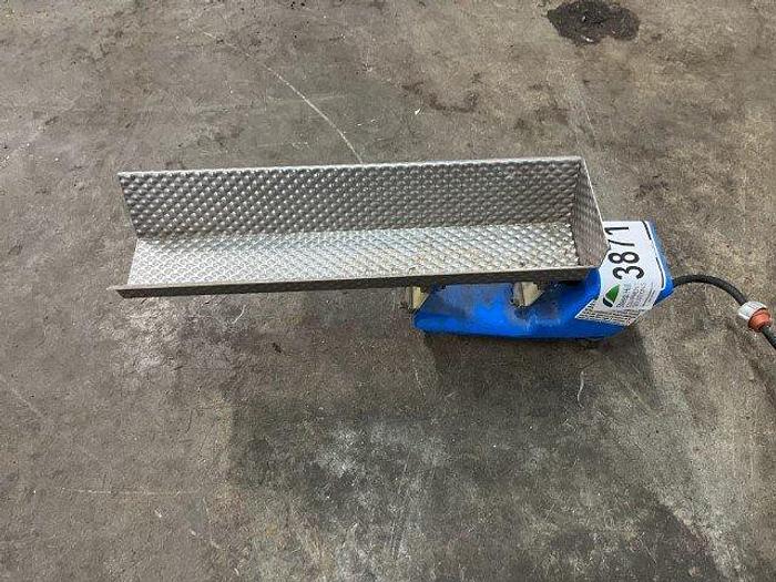 Used FMC Syntron F-TO Magnetic Feeders